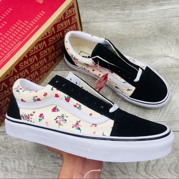 Vans Shoes - NWT Vans Old Skool